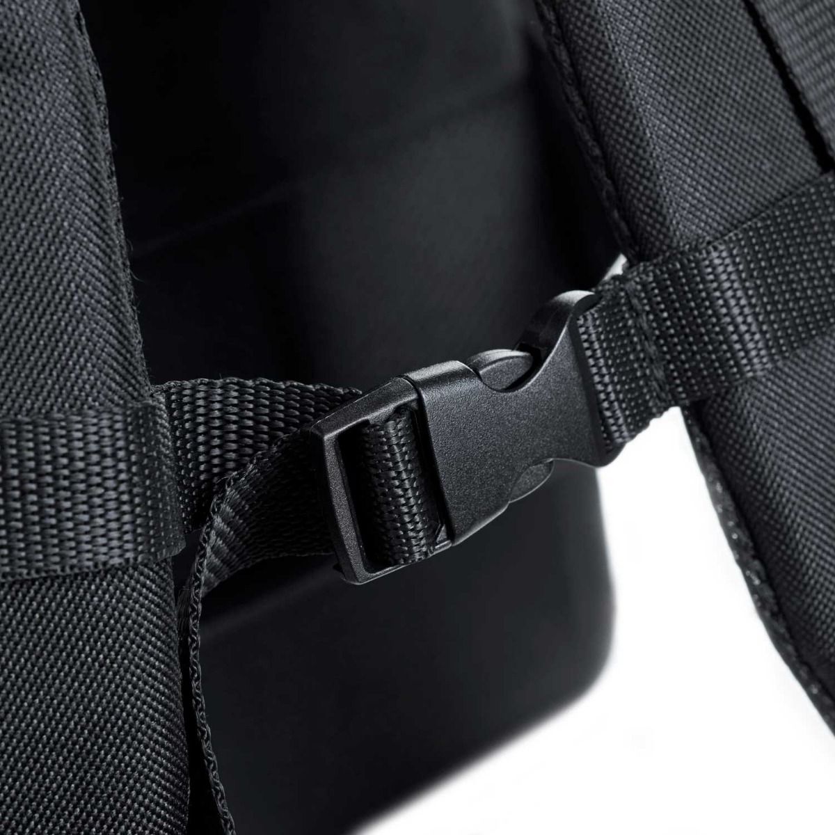 Hunter Flight Bag & Backpack - Black