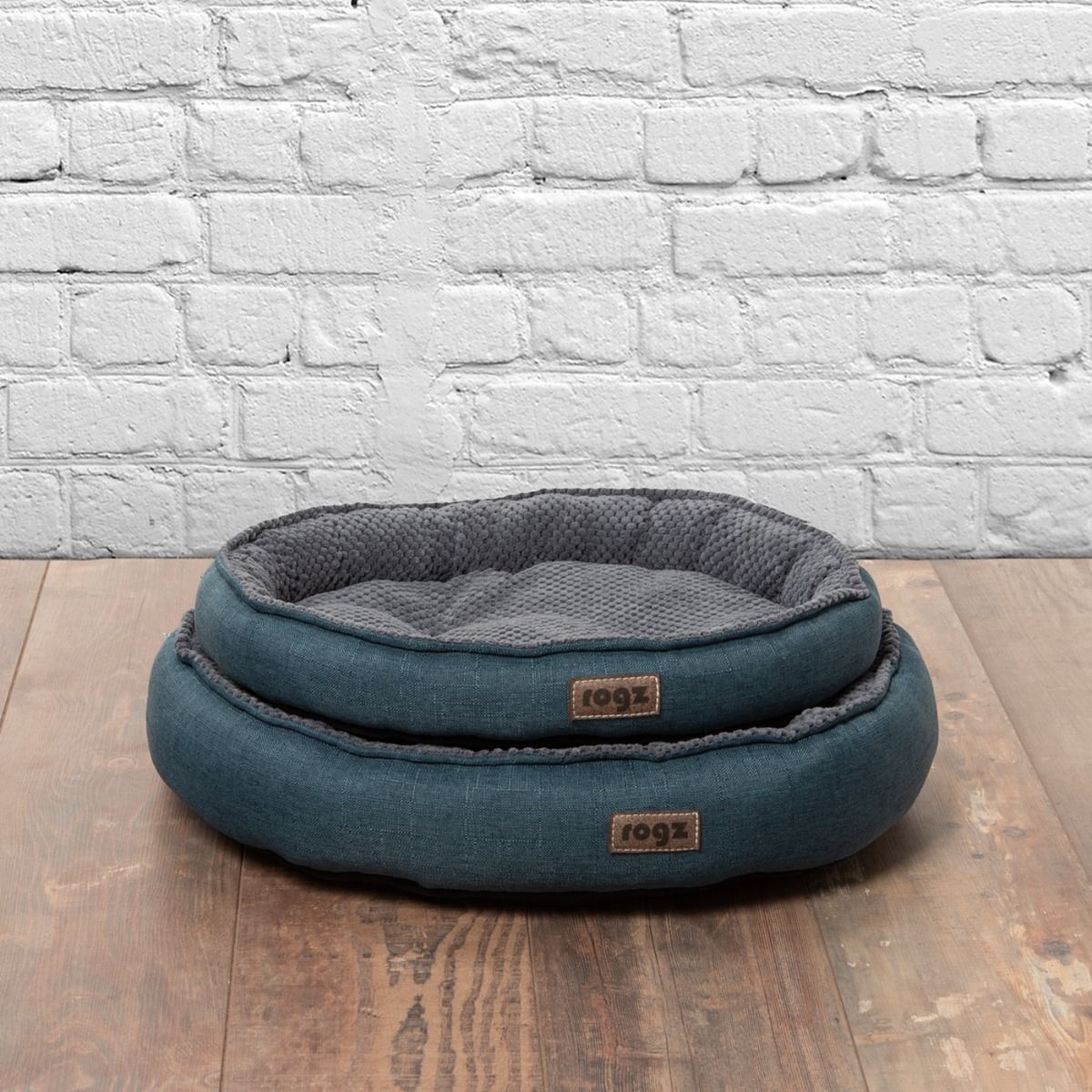 Rogz Athen Oval Cat Bed - PETROL Medium