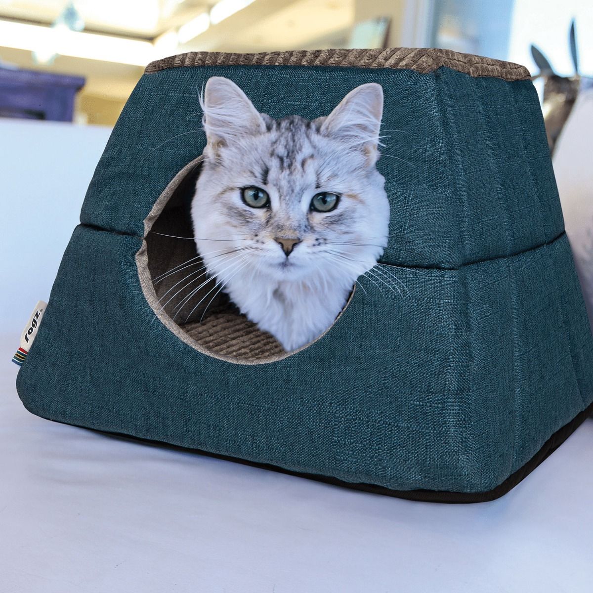 Rogz Oslo Igloo Pod Cat Bed - NATURAL MEDIUM